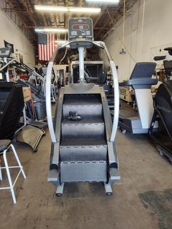 Star Trac E-SM Stairmill 9-5180-MINTPO ( Delivery Included)