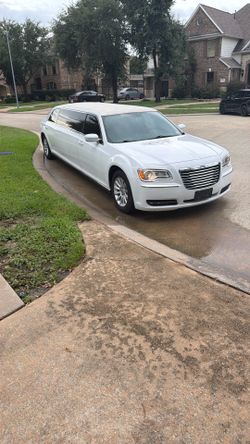 LIMO….CAMERA…..LIGHTS……ACTION!