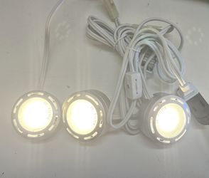 3-Pucks LED Lights 120V