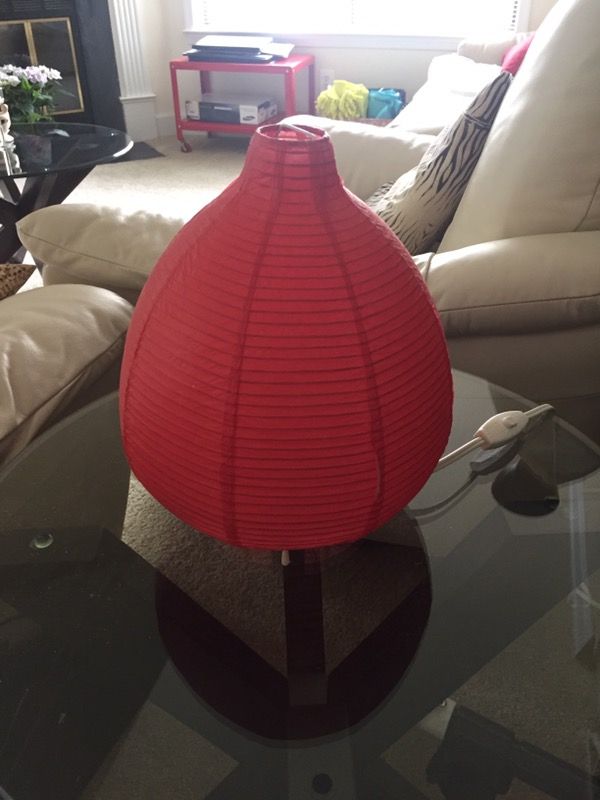 Red decorative table lamp