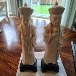 (2) Chinese Emperor and Empress Figurines 