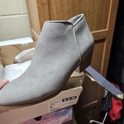 Womens Grey Suede Boots