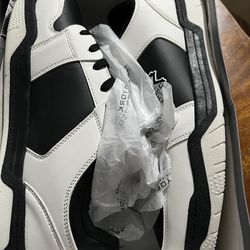 Zoo York black and white sneakers, Size US 12 #skateboarding #y2k