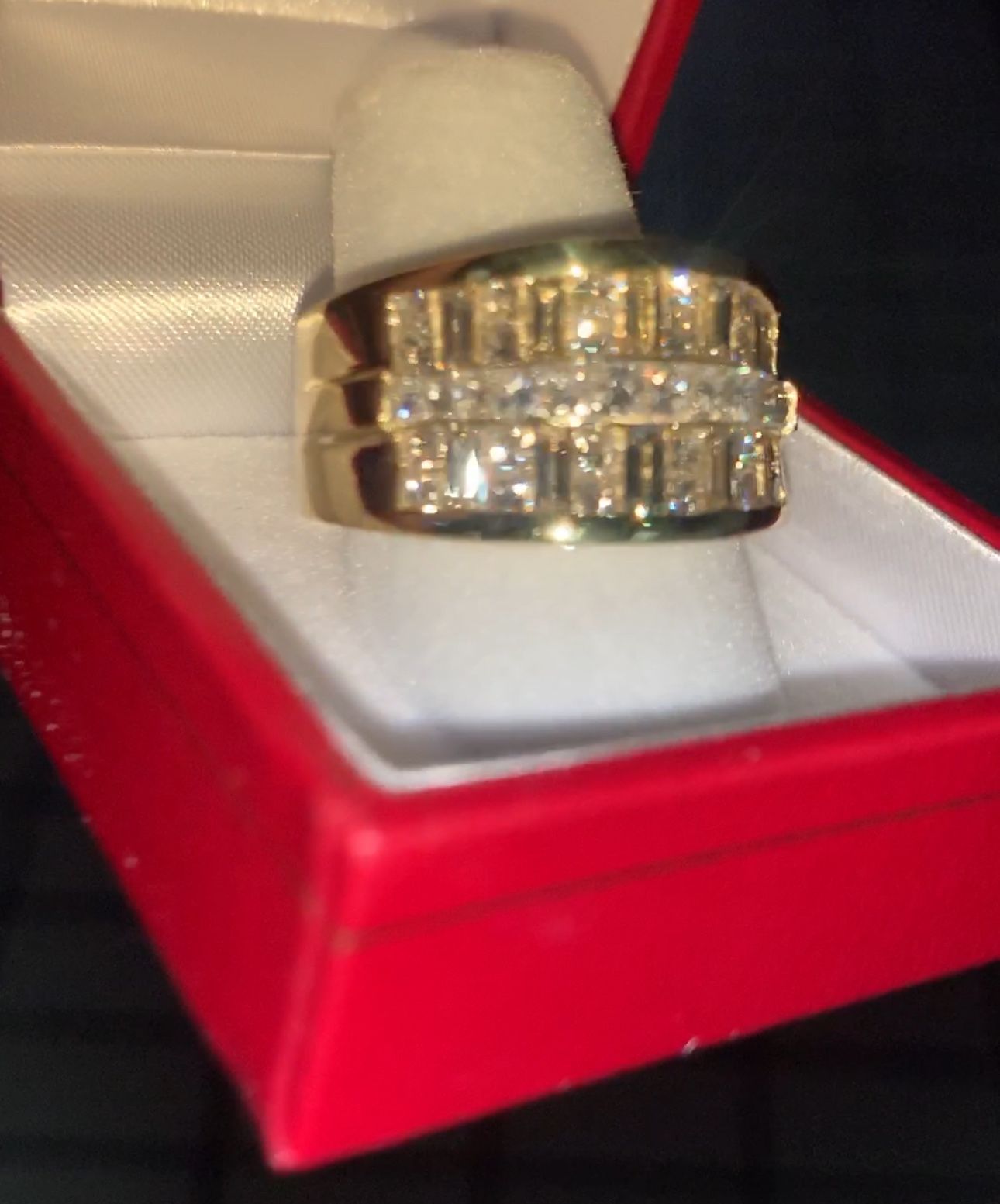 Mens Gold Ring Diamond 18k