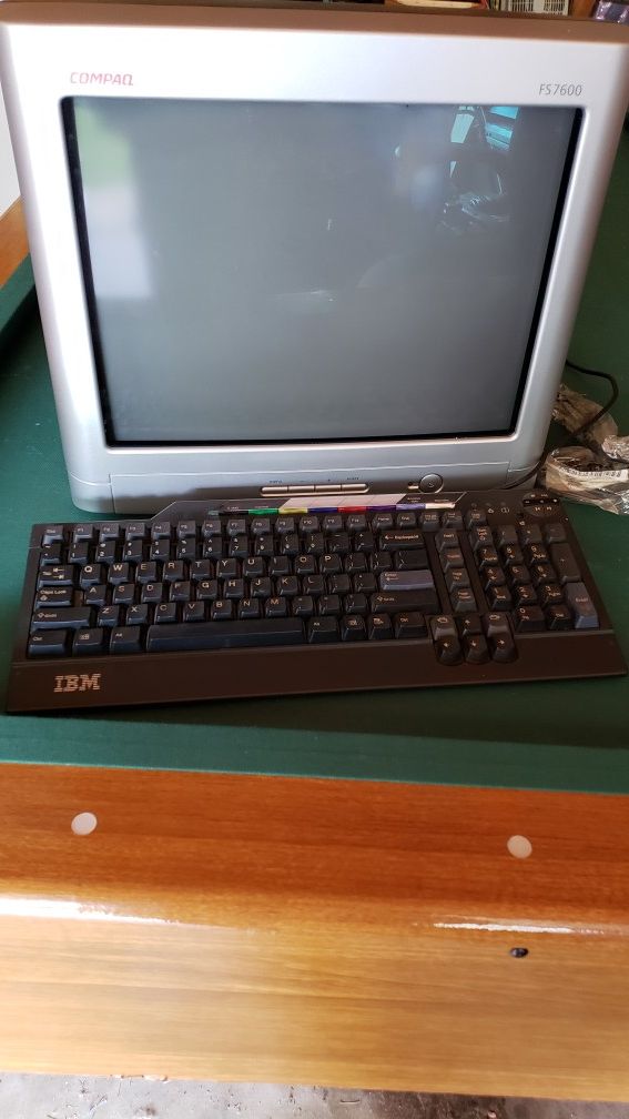 Compaq Fs7600 computer