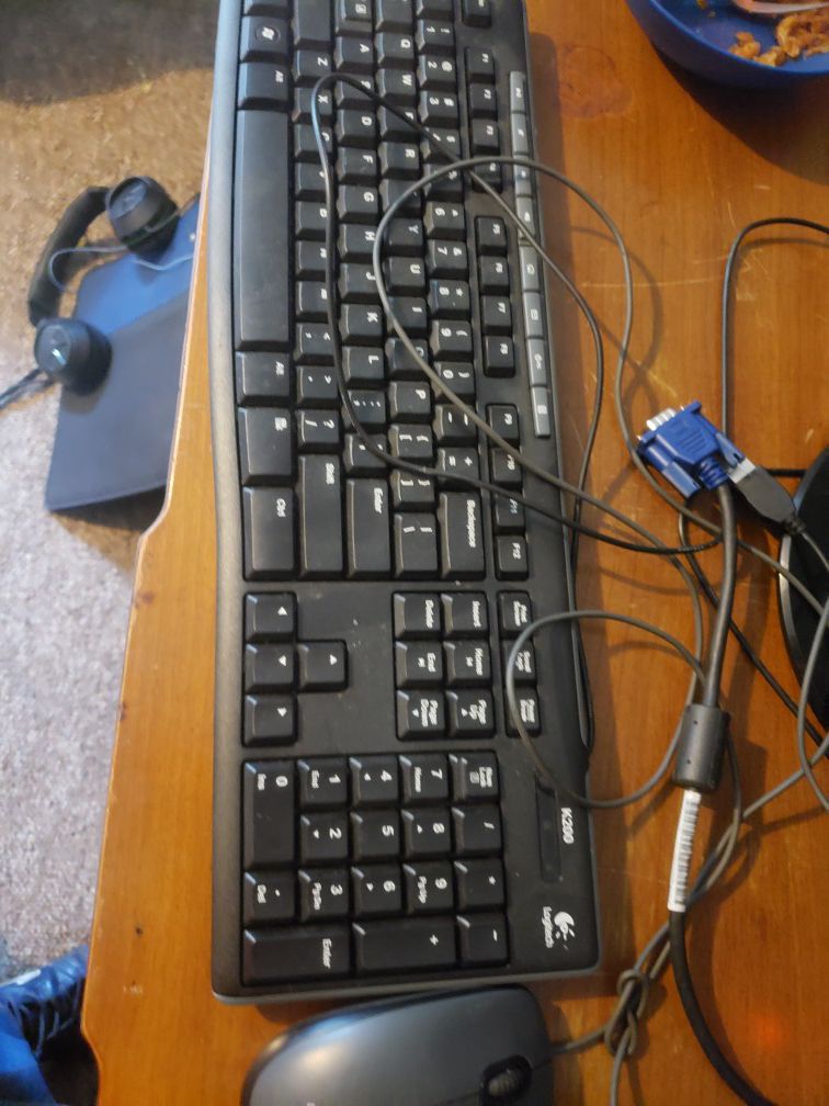 Logitech keyboard and mouse combo