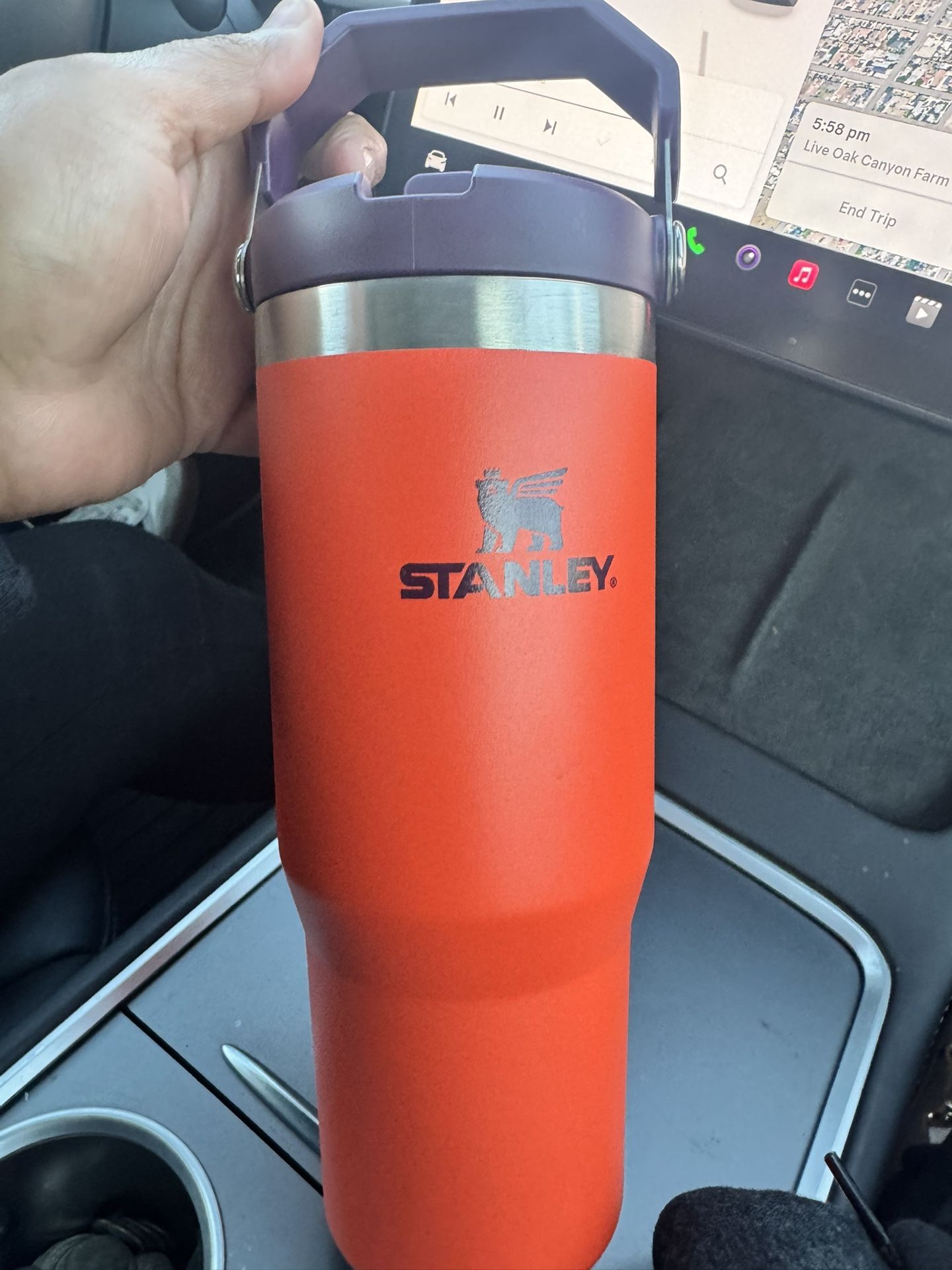 Stanley The Iceflow Flip Straw Tumbler | 30oz