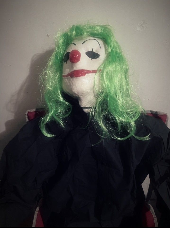 (Static) Sitting Clown Dummy 6ft