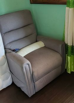 Recliner Chair