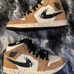 Air Jordan 1 Mid SE Brush Stroke