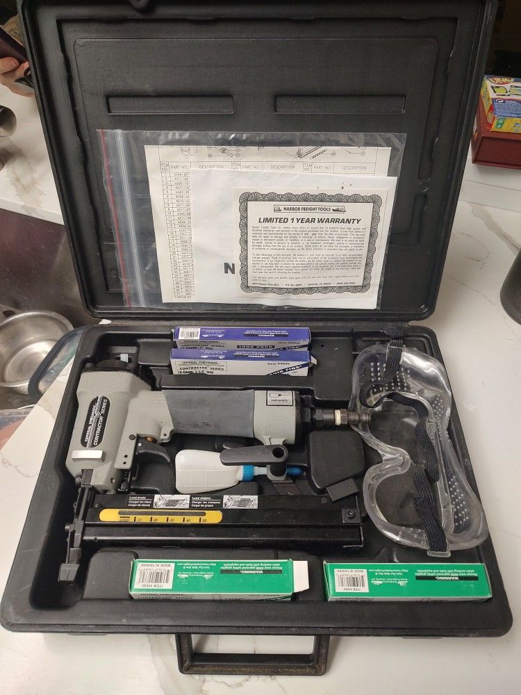 2 In 1 Stapler/Brad Nailer