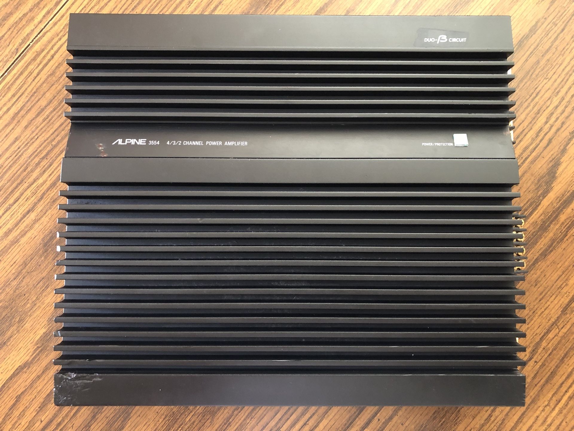 Old school /////ALPINE 3554 4-Channel Amp
