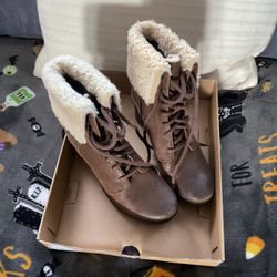 Ugg Boots Size-7