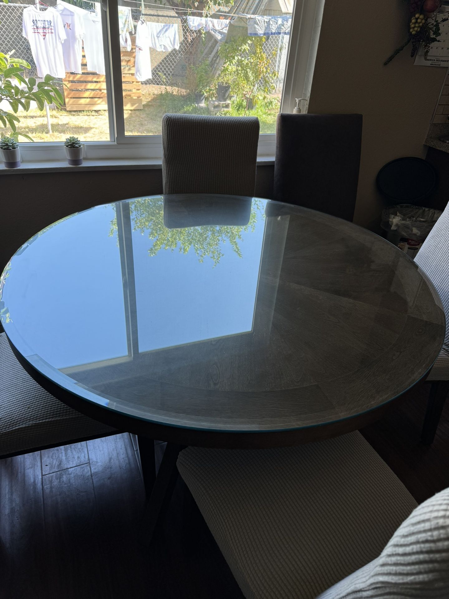 48 Inch Round Beveled Edge Glass Dining Table Top 