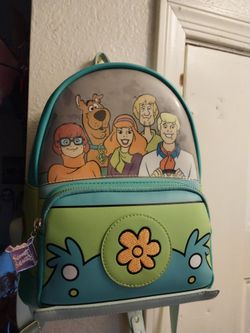 Loungefly Scooby-Doo Mystery Machine Ladies Backpack