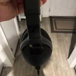 Sennheiser Headphones 