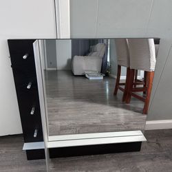 Mirror Key Holder 
