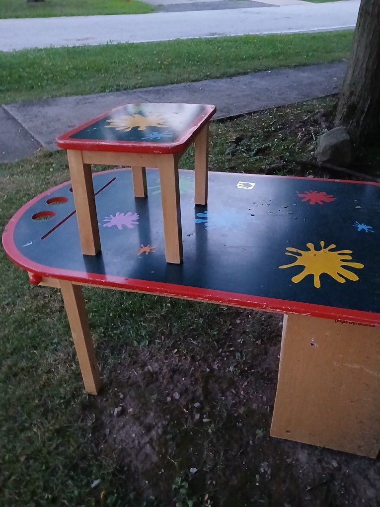 Kids Art Table & Stool