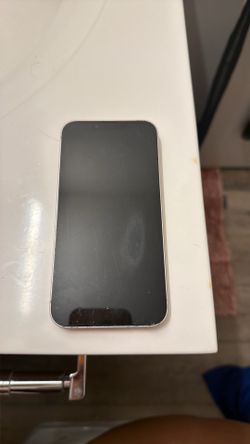 📱 iPhone 13 (AT&T)