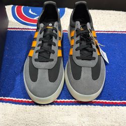 Adidas BARREDA DECODE SHOE 9 1/2 