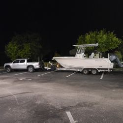 228 Commander 