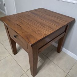 Broyhill - Attic Heirlooms Nightstand