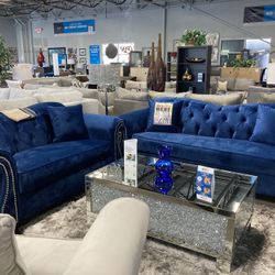 blue sofa loveseat💙⭐️ $2,099