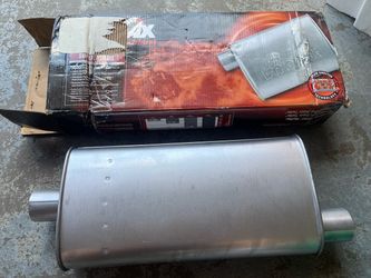 Muffler, New Dynomax, 2 1/2  X  2 1/2”. See Photos !