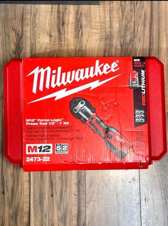 Milwaukee M12 Copper Press Tool