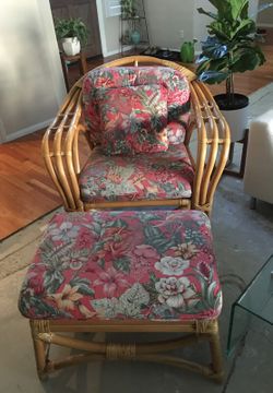 ADORABLE CHAIR