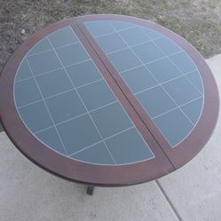 Dining Table and 4 chairs