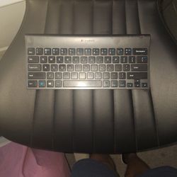 Bluetooth Keyboard 