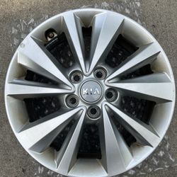 2015-2018 Kia Sedona OEM Wheel 17x6-1/2 Alloy 10 Spoke 