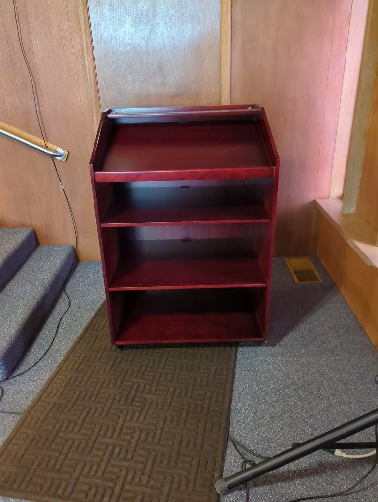 Podium/Pulpit