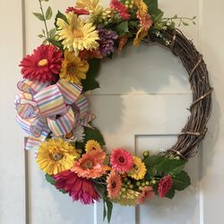 Handmade Spring Daisy Wreath 