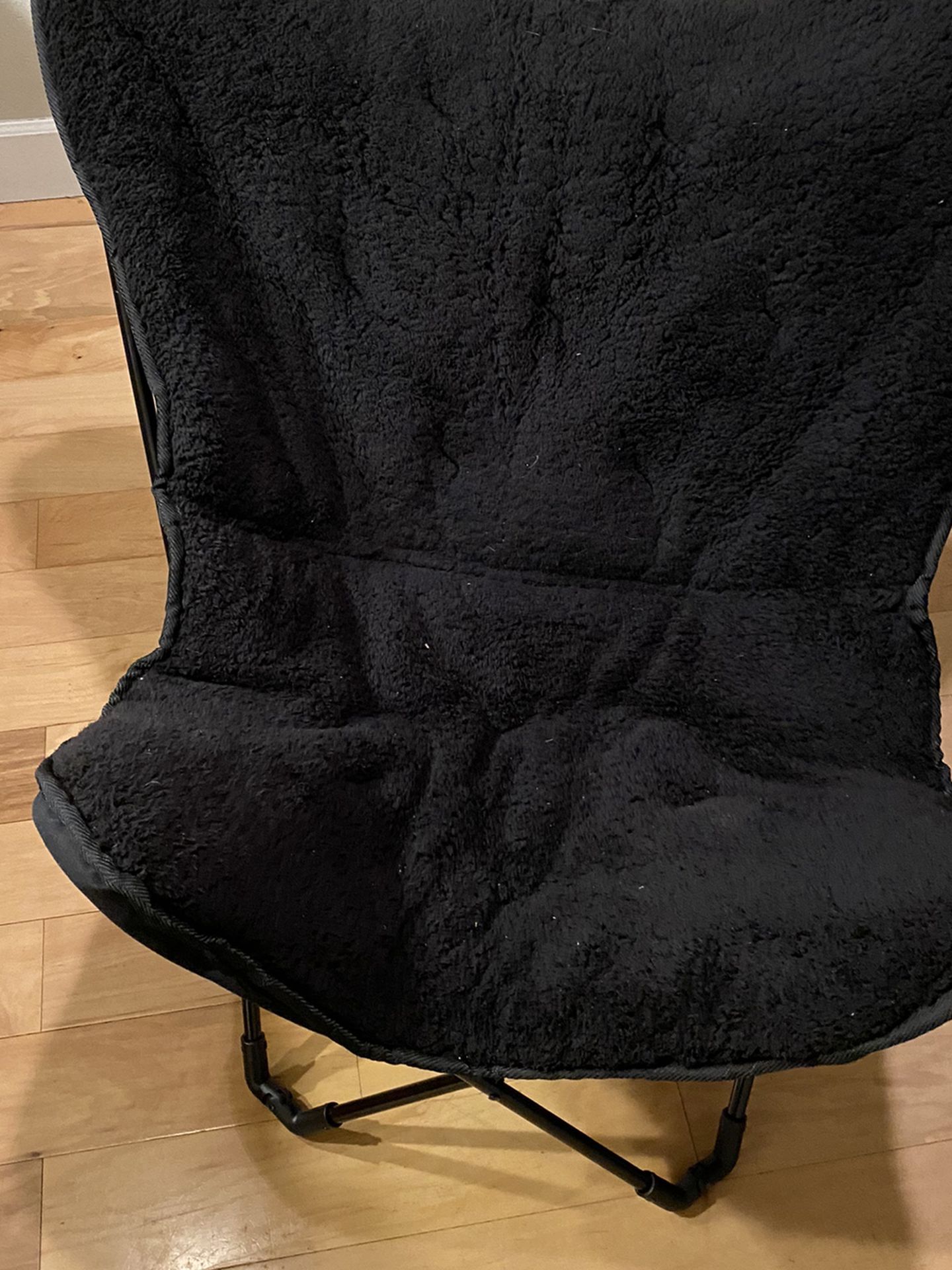 Foldable Black Chair