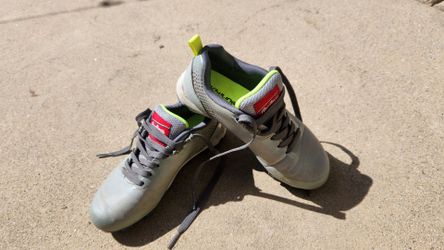 Baseball Cleats Boys size 1 (for about a 7 year old size)