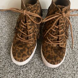 Women’s Fringed Animal Print Tennis Shoes