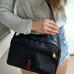 Authentic Vintage Gucci Interlocking GG Monogram Supreme Sherry Web Ophidia Crossbody Bag