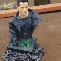 The gentle giant matrix statue