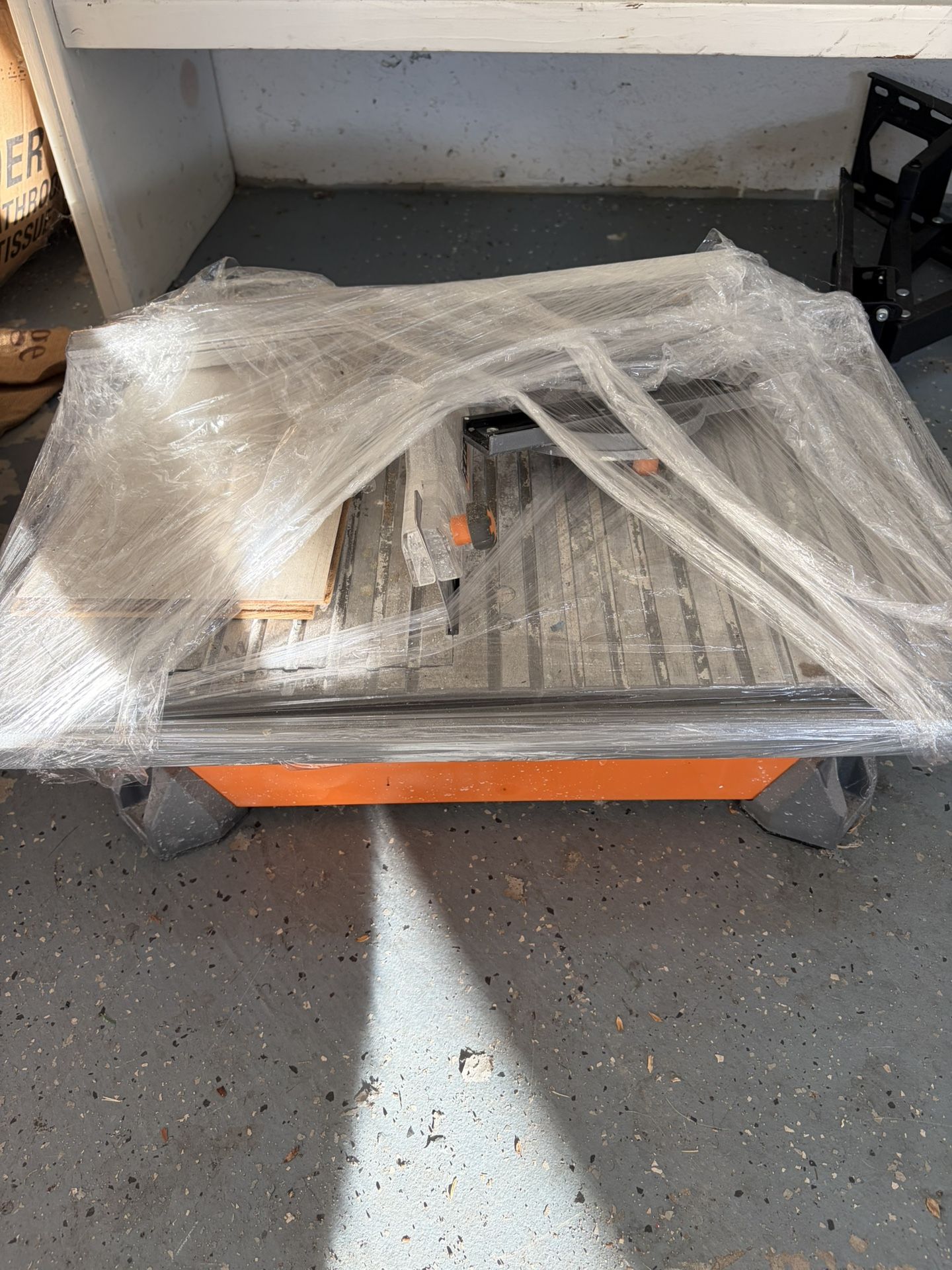 Tile Cutter - Barely Used