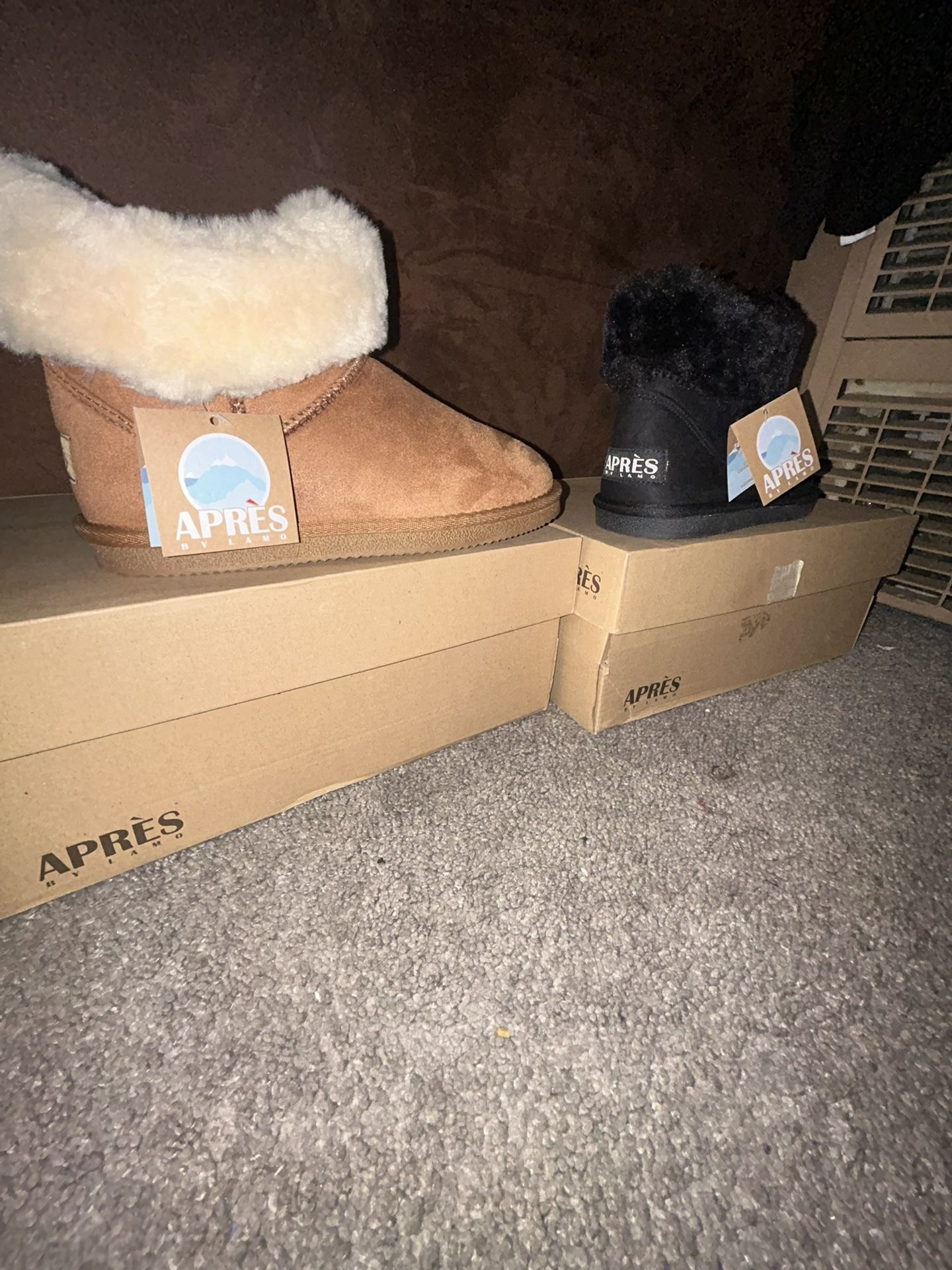Apres Two Pairs For 45$ Or One35$ Brand New