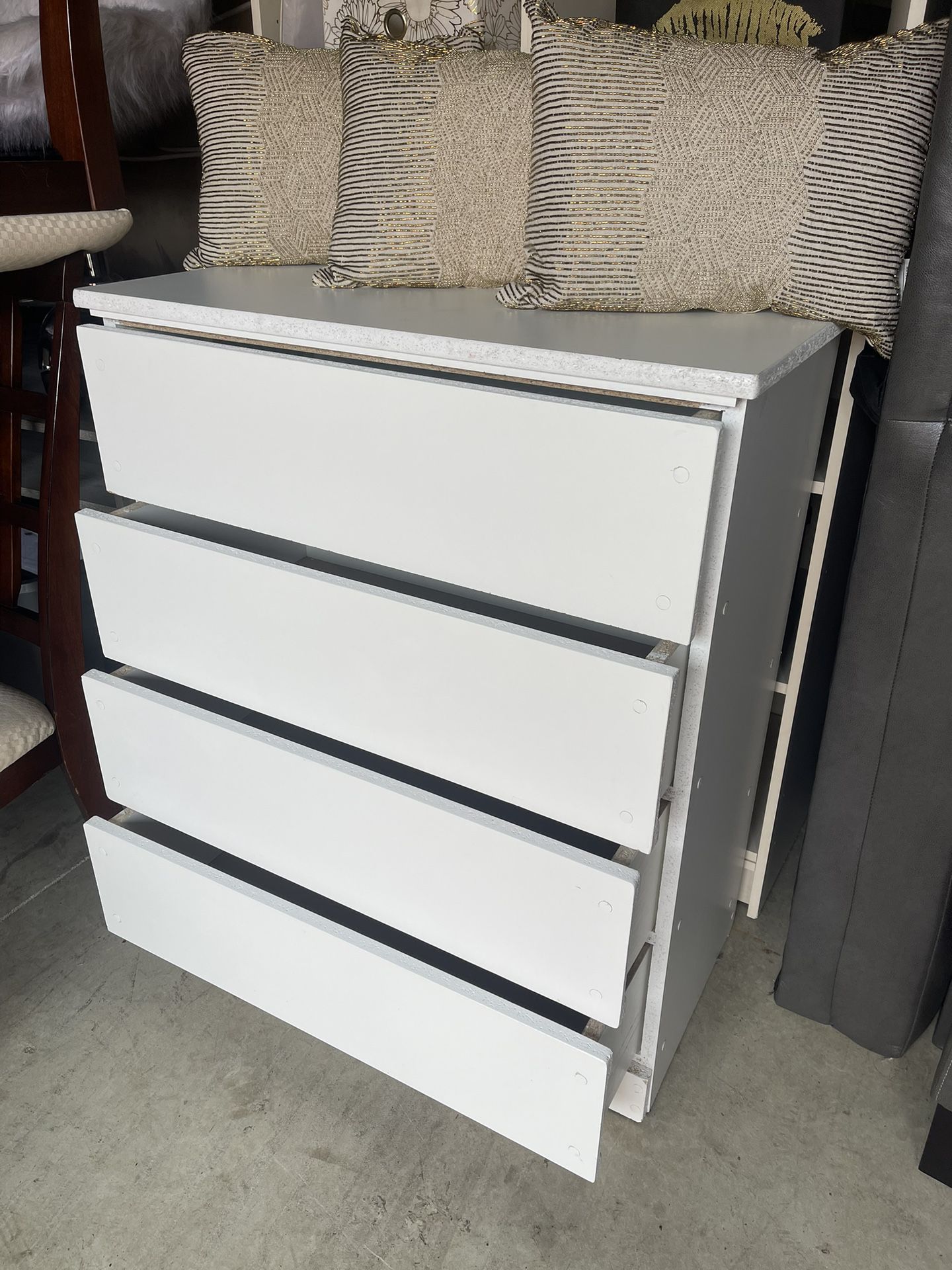 Small White Dresser