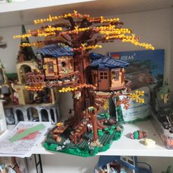 Lego Treehouse 