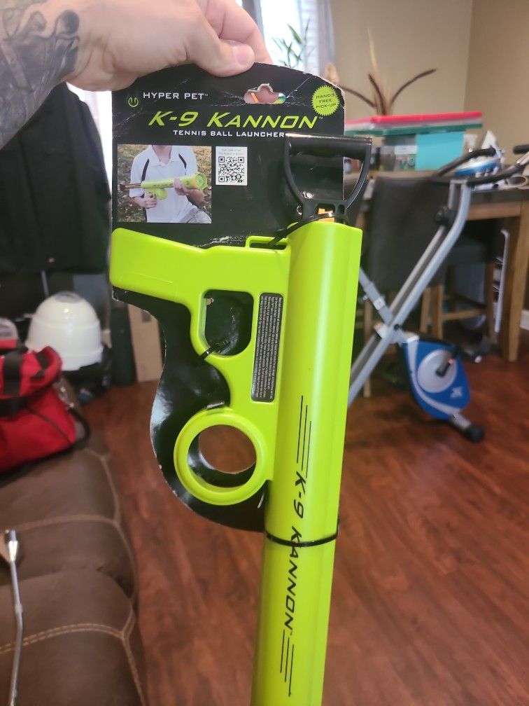 K-9 Kannon Ball Launcher Dog Toy