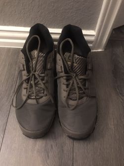 Reebok ruining shoes like new size 13