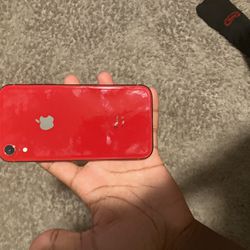 iPhone Xr (red) With Case 