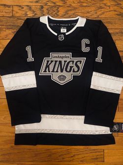 $65 Black Los Angeles kings Wayne Gretzky  Or Kopitar new hockey jersey  DM size please