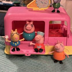 Peppa Pig Peppa's Ice Cream Outing playset by Hasbro