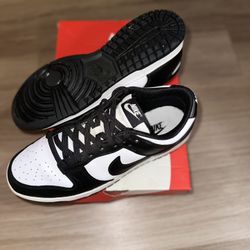 10.5 Nike Dunks Men 